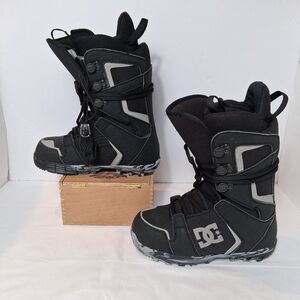 DC Rogan 2012 Snowboard Boots Mens Size 7.5 Eur 40 Black/Grey Unilite Sole EUC